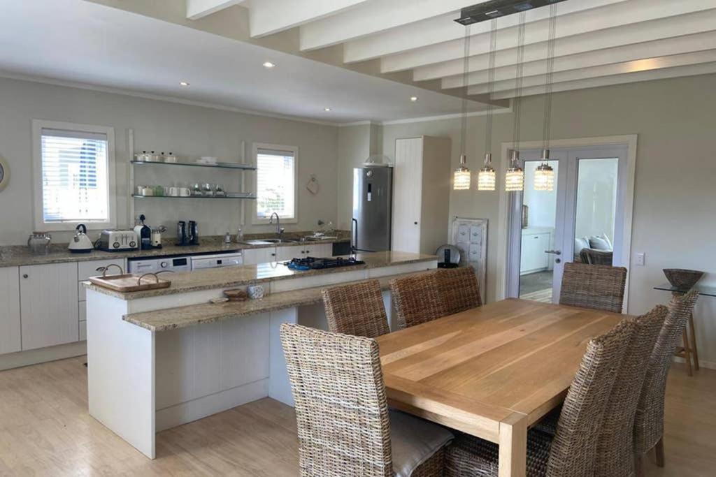 Villa Summit Song - Thesen Island à Knysna Extérieur photo
